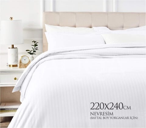 220 x 240 cm Çizgili Saten Battal Boy Nevresim